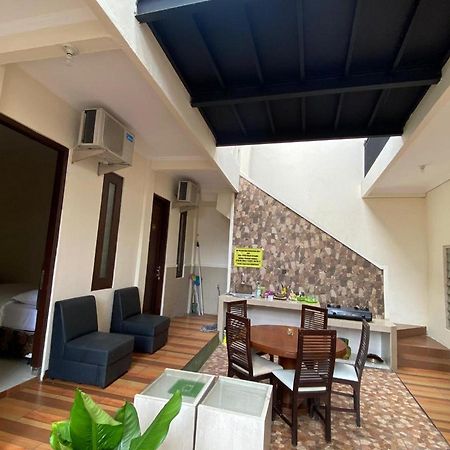 Jatiwinangun Homestay Near Gor Satria Purwoketo Mitra Reddoorz ปูร์โวเคอร์โต ภายนอก รูปภาพ